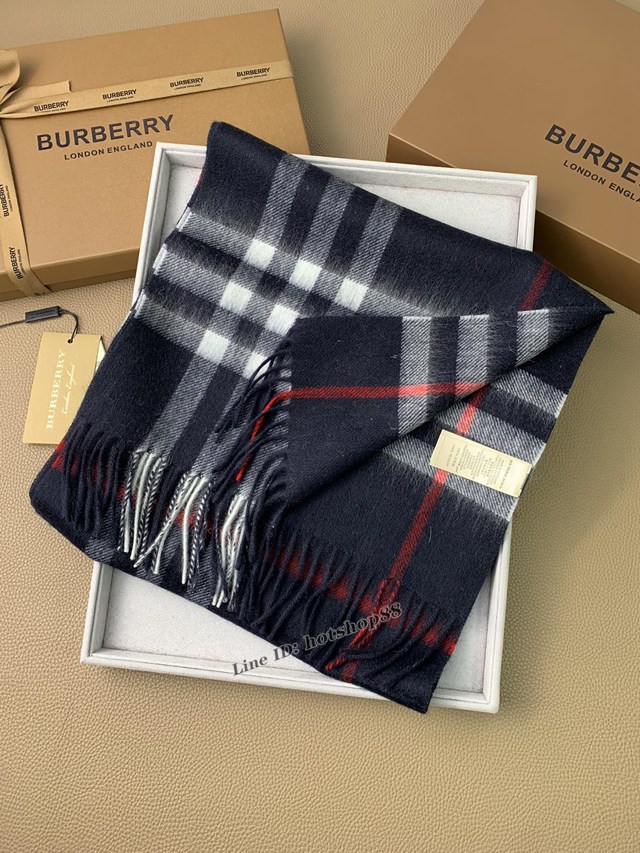 BURBERRY專櫃經典羊絨系列巴寶莉經典款水波紋小格紋混絨圍巾男女款圍巾披肩 mmyj1391